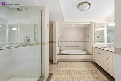 165 E 72nd Street #17-DE, New York City, NY 10021 - Photo 7