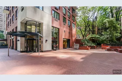 250 E 40th Street #4D, New York City, NY 10016 - Photo 11