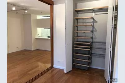 250 E 40th Street #4D, New York City, NY 10016 - Photo 3