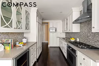 90 E End Avenue #4B, New York City, NY 10028 - Photo 3