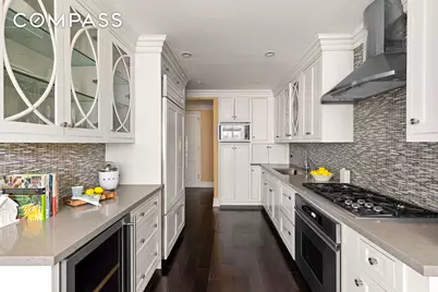 90 E End Avenue #4B, New York, NY 10028 - Photo 3