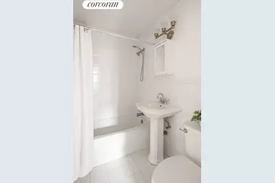 135 Ocean Parkway #4U, New York City, NY 11218 - Photo 9
