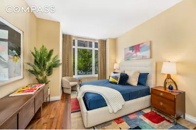 2150 Broadway #4A, New York City, NY 10023 - Photo 11