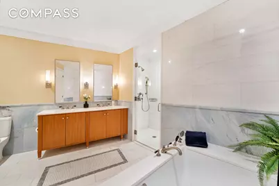 2150 Broadway #4A, New York City, NY 10023 - Photo 13