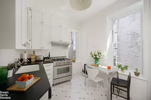 126 Greene Ave, New York City, NY 11238 - Photo 3