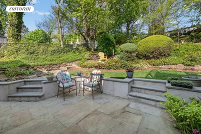 2737 Netherland Avenue, New York City, NY 10463 - Photo 31