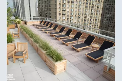 360 E 72nd Street #B1001, New York City, NY 10021 - Photo 13