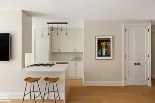 360 E 72nd St, New York City, NY 10021 - Photo 5