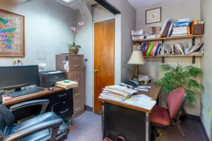 400 E 56th St, New York, NY 10022 - Photo 3