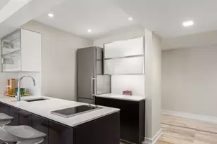 160 Central Park S, New York City, NY 10019 - Photo 3