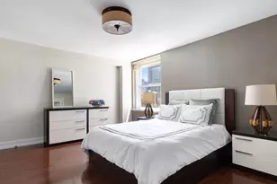 160 Central Park S, New York City, NY 10019 - Photo 5