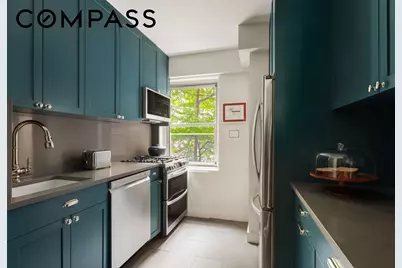 11 5th Avenue #4K, New York, NY 10003 - Photo 3