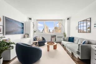 77 7th Ave, New York, NY 10011 - Photo 3