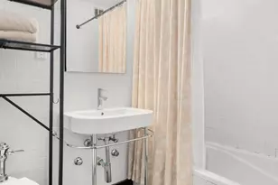 77 7th Ave, New York, NY 10011 - Photo 13