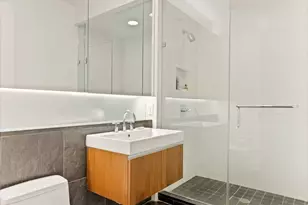 311 W Broadway, New York City, NY 10013 - Photo 11