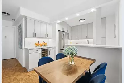 4-74 48th Avenue #7-E, New York City, NY 11109 - Photo 3