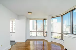 300 E 64th St, New York City, NY 10021 - Photo 15