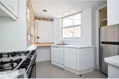 111 E 75th Street #9C, New York City, NY 10021 - Photo 5