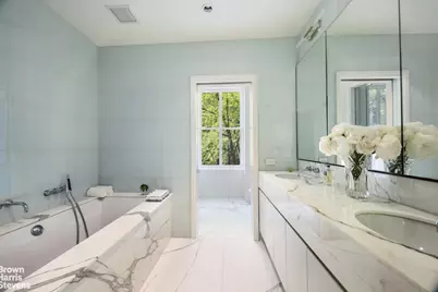 47 W 9th Street, New York City, NY 10011 - Photo 13