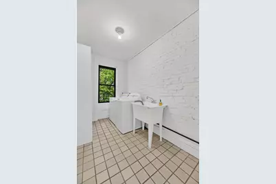 741 President Street, New York City, NY 11215 - Photo 15