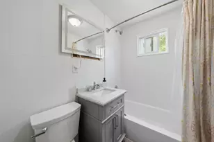 1317 E 58th St, New York City, NY 11234 - Photo 11