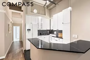 310 E 46th St, New York City, NY 10017 - Photo 3