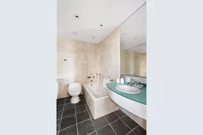 27 W 67th Street #8REW, New York, NY 10023 - Photo 9