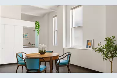27 W 67th Street #8REW, New York, NY 10023 - Photo 3