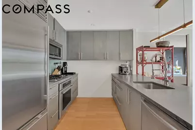 49 N 8th Street #6E, New York City, NY 11249 - Photo 5