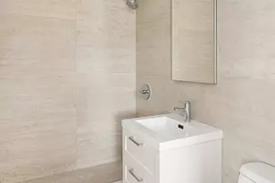 555 Main St, New York, NY 10044 - Photo 13