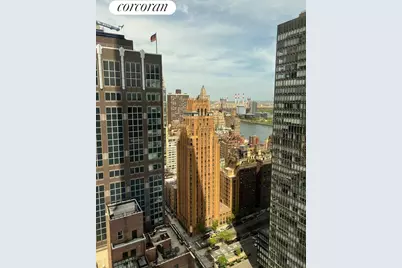845 United Nations Plaza #33E, New York, NY 10017 - Photo 11