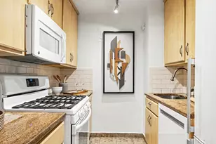 201 E 66th St, New York City, NY 10065 - Photo 5