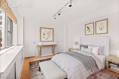 40 E 78th Street #6B, New York, NY 10075 - Photo 3