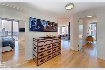310 W 52nd Street #27H, New York, NY 10019 - Photo 3