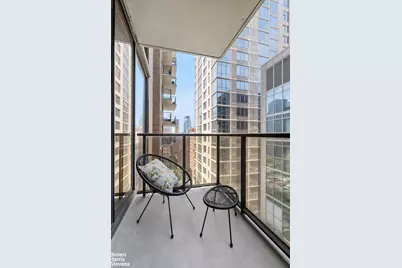 161 W 61st Street #11E, New York City, NY 10023 - Photo 7
