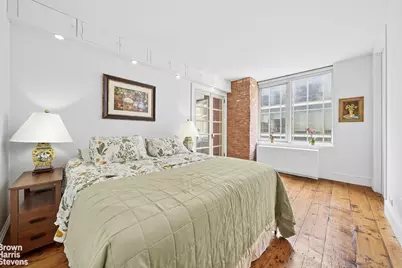 161 W 61st Street #11E, New York City, NY 10023 - Photo 3