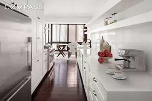 366 W 11th St, New York City, NY 10014 - Photo 11