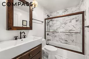 366 W 11th St, New York City, NY 10014 - Photo 21