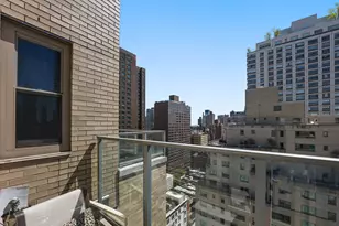 176 E 71st St, New York City, NY 10021 - Photo 11