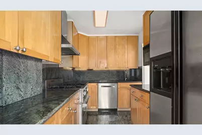 200 W 79th Street #5N, New York City, NY 10024 - Photo 9