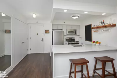 516 W 47th Street #N4B, New York City, NY 10036 - Photo 3