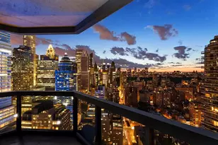 200 E 61st St, New York City, NY 10065 - Photo 9