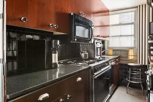 414 E 52nd St, New York, NY 10022 - Photo 5