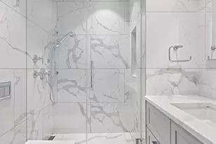 200 W 54th St, New York City, NY 10019 - Photo 7