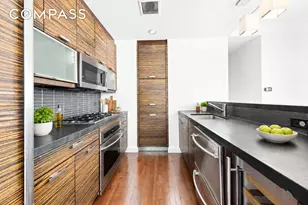 101 W 24th St, New York City, NY 10011 - Photo 5
