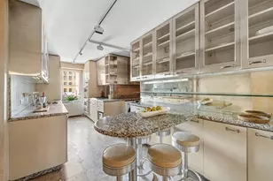 40 E 84th St, New York City, NY 10028 - Photo 5