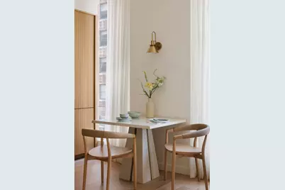 135 E 47th Street #16C, New York City, NY 10017 - Photo 3