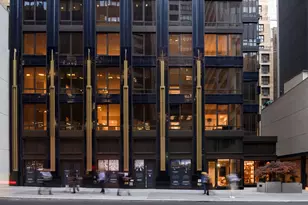135 E 47th St, New York City, NY 10017 - Photo 19