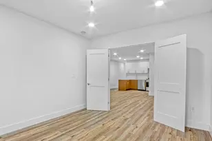 323 Midwood St, New York City, NY 11225 - Photo 9