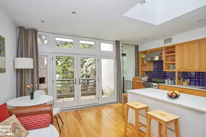 21-13 45th Avenue, New York City, NY 11101 - Photo 7